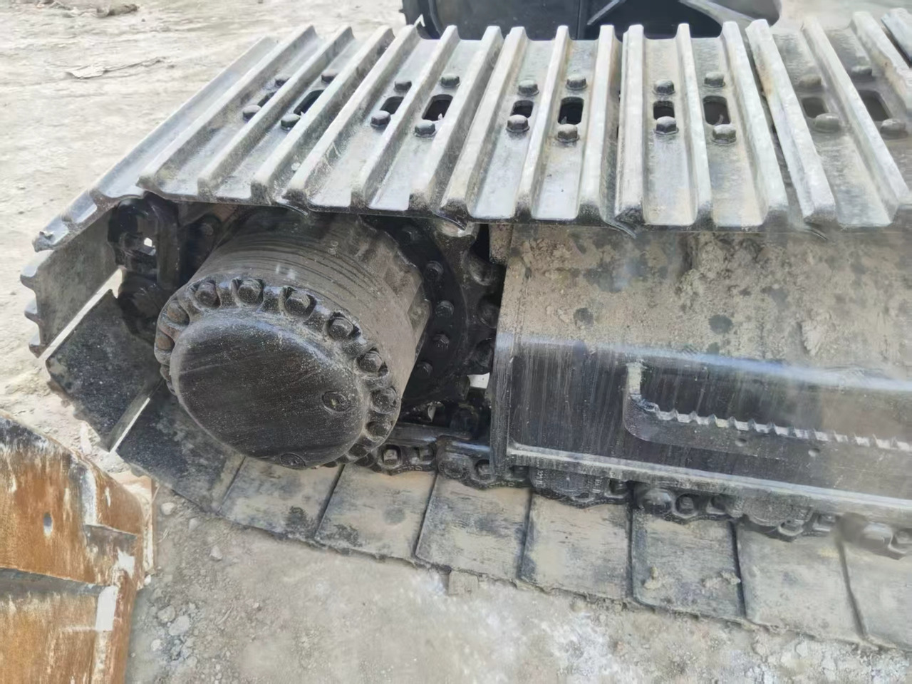 Crawler excavator CATERPILLAR 330DL good condition 2024 30 ton excavator for sale: picture 7 Crawler excavator CATERPILLAR 330DL good condition 2024 30 ton excavator for sale: picture 7