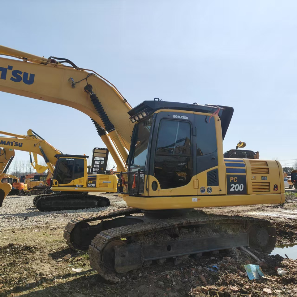 KOMATSU pc200 hot sale 20 tons excavator japan brand - Crawler excavator: picture 2 KOMATSU pc200 hot sale 20 tons excavator japan brand - Crawler excavator: picture 2