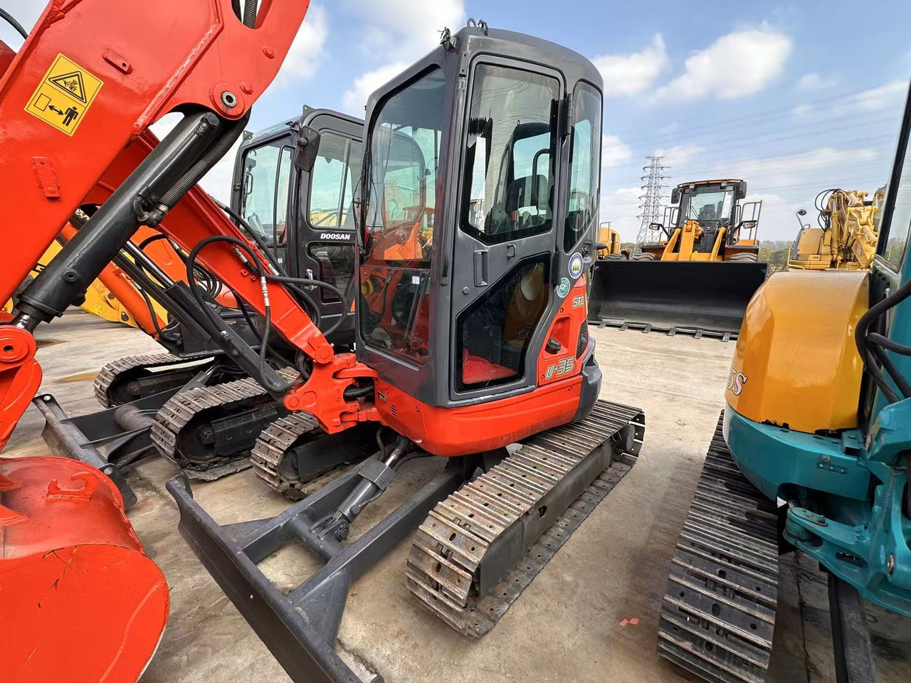 KUBOTA u35-5 japan brand mini excavator kubota Small home farm - Mini excavator: picture 1 KUBOTA u35-5 japan brand mini excavator kubota Small home farm - Mini excavator: picture 1