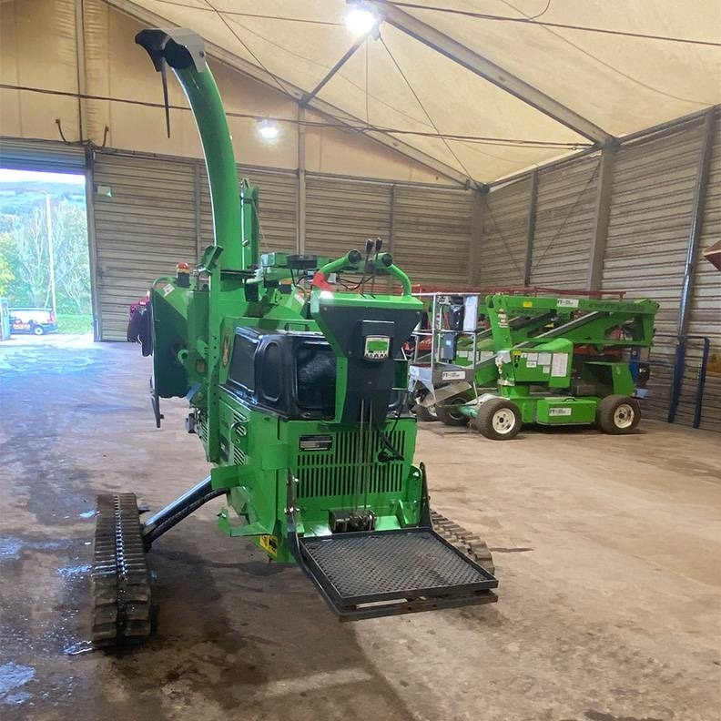 Greenmech SAFETRAK-1928  - Utility/ Special vehicle: picture 3 Greenmech SAFETRAK-1928  - Utility/ Special vehicle: picture 3