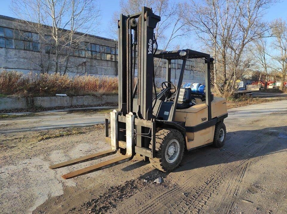 Yale GLP110MJN  - Material handling equipment: picture 2 Yale GLP110MJN  - Material handling equipment: picture 2
