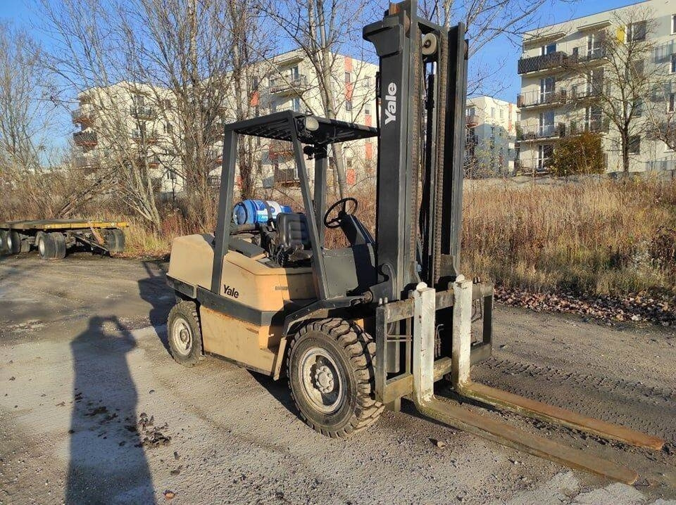 Yale GLP110MJN  - Material handling equipment: picture 3 Yale GLP110MJN  - Material handling equipment: picture 3