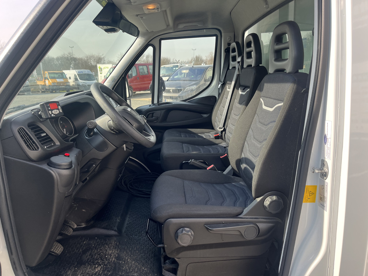 IVECO DAILY 35S14 FRIGORIFIQUE FRCX - Refrigerated van: picture 5 IVECO DAILY 35S14 FRIGORIFIQUE FRCX - Refrigerated van: picture 5