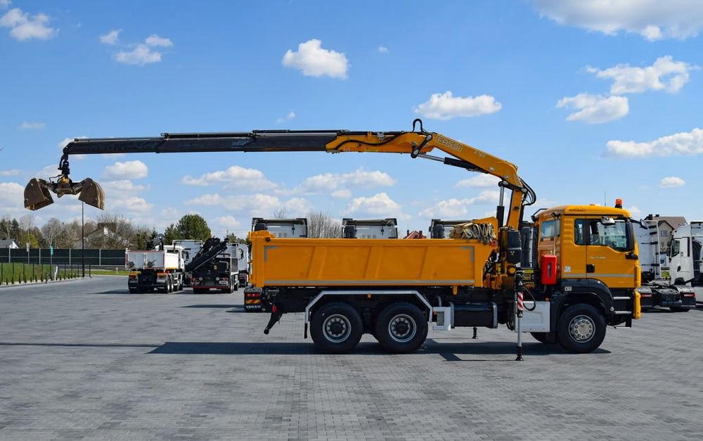 MAN TGS 26.400 / 6x4 / EURO 6 / UDT / HDS FASSI 165 / WYSUW x3 / ROTATOR / CHWYTAK / STEROWANIE RADIOWE / WZMOCNIONA RAMA / WYWROTKA / HYDROBURTA / AUTOMAT / 2017 / NOWE OPONY - 100% / NISKI PRZEBIEG - Tipper, Crane truck: picture 4 MAN TGS 26.400 / 6x4 / EURO 6 / UDT / HDS FASSI 165 / WYSUW x3 / ROTATOR / CHWYTAK / STEROWANIE RADIOWE / WZMOCNIONA RAMA / WYWROTKA / HYDROBURTA / AUTOMAT / 2017 / NOWE OPONY - 100% / NISKI PRZEBIEG - Tipper, Crane truck: picture 4