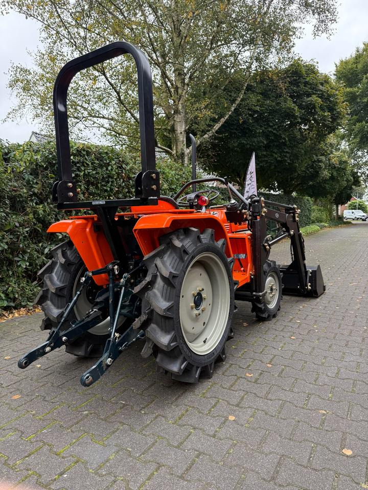 Kleintraktor Kubota B1600 mit Frontlader ab 125 € pro Monat. - Mini tractor: picture 4 Kleintraktor Kubota B1600 mit Frontlader ab 125 € pro Monat. - Mini tractor: picture 4