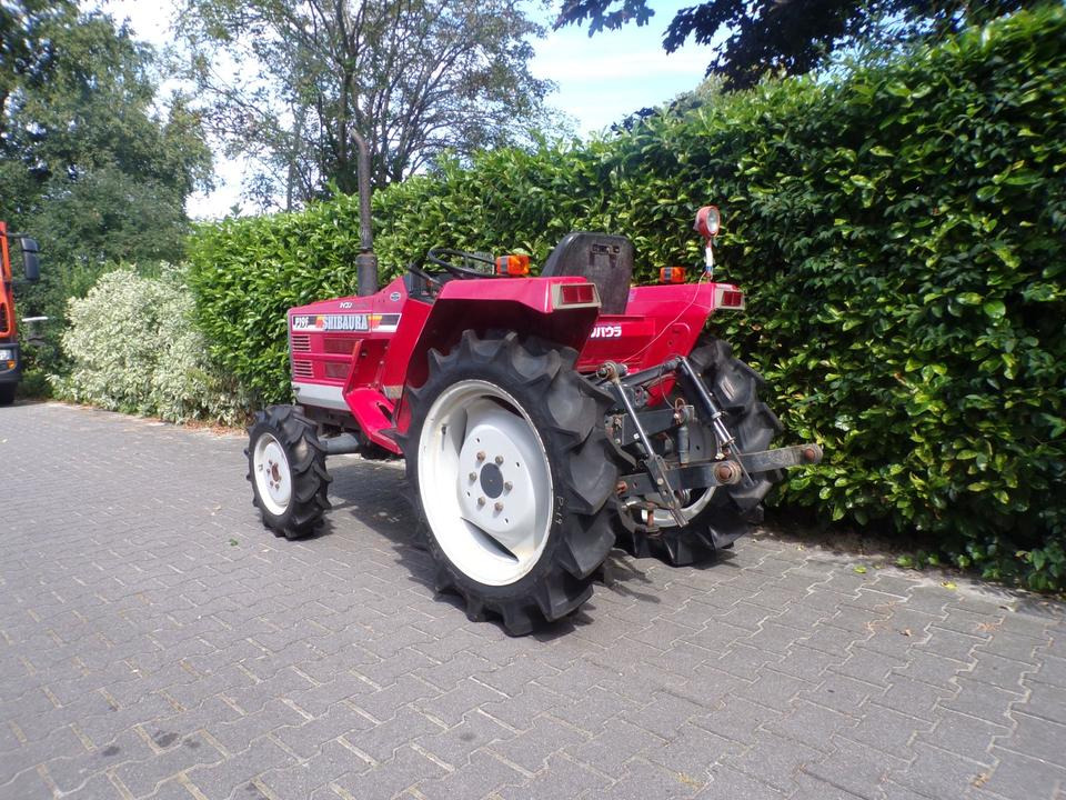 Kleintraktor Shibaura P19F - Mini tractor: picture 3 Kleintraktor Shibaura P19F - Mini tractor: picture 3