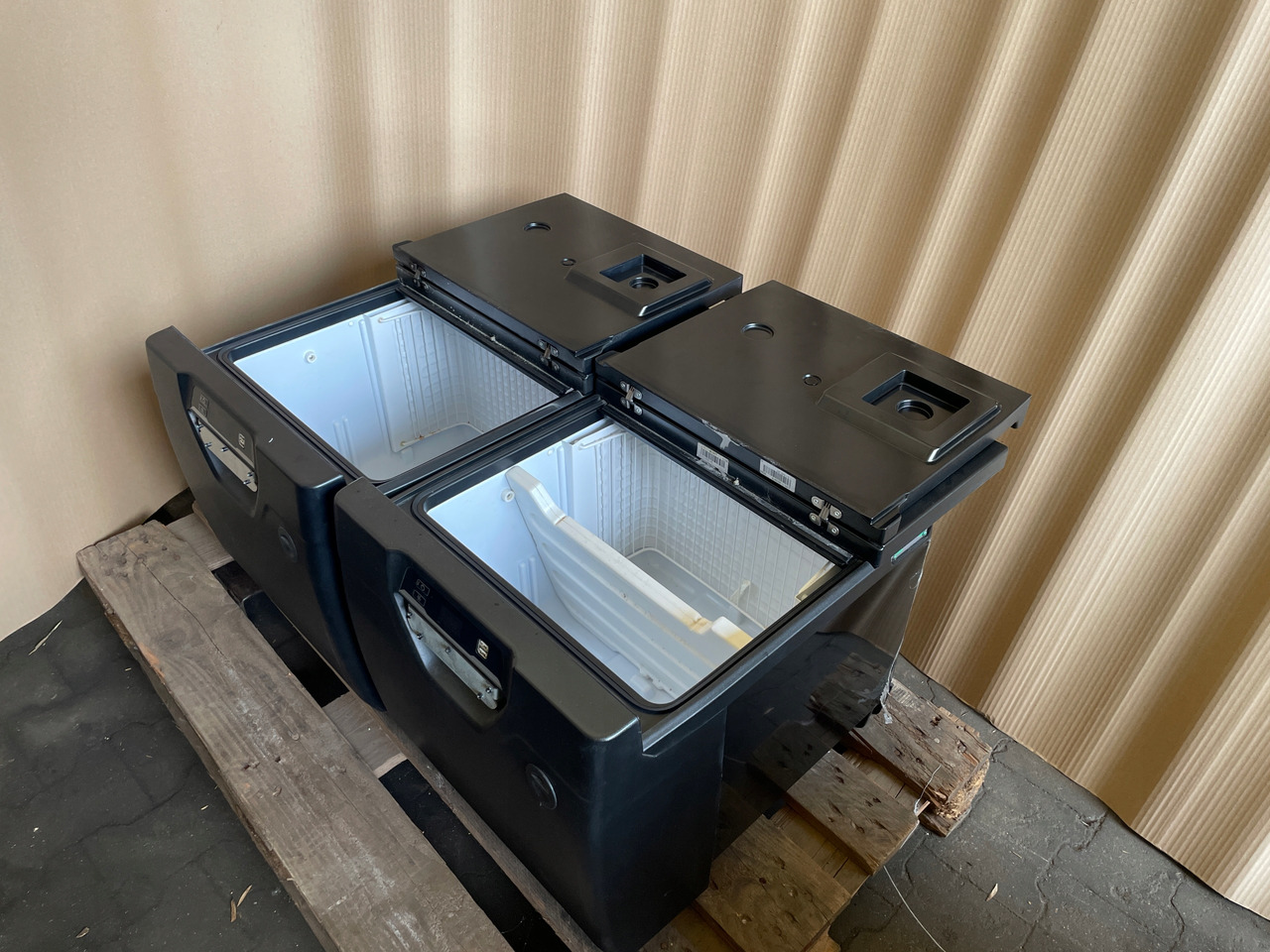 LODÓWKA IVECO S-WAY S WAY wysoka - Cab and interior for Truck: picture 3 LODÓWKA IVECO S-WAY S WAY wysoka - Cab and interior for Truck: picture 3