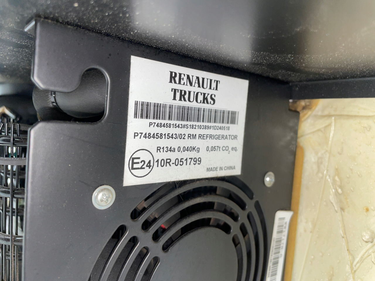 LODÓWKA RENAULT GAMA T RANGE P7484581543/2 - Cab and interior for Truck: picture 2 LODÓWKA RENAULT GAMA T RANGE P7484581543/2 - Cab and interior for Truck: picture 2