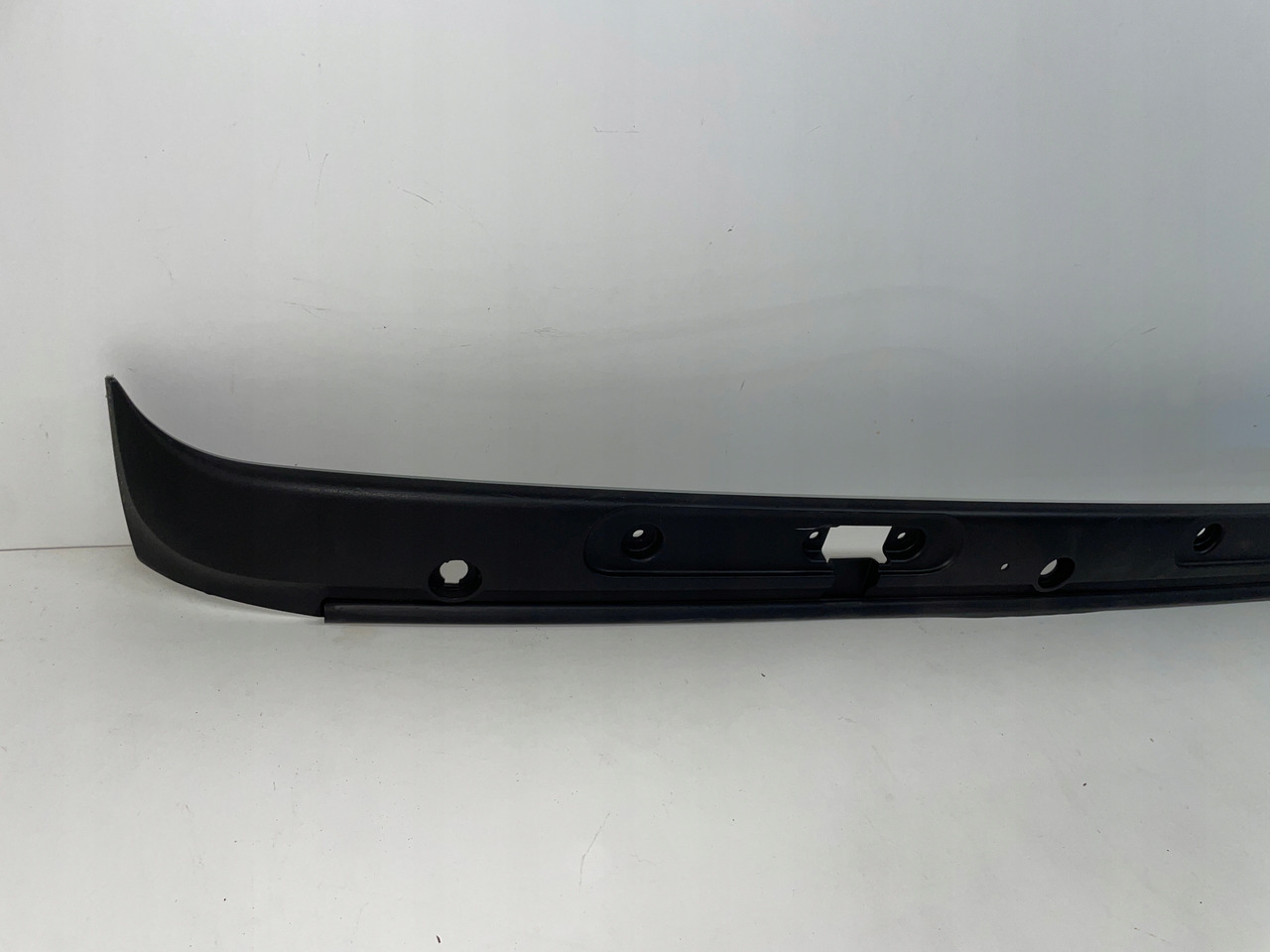 PODSZYBIE OSŁONA MASKOWNICA DAF 105 XF DAF 1665944 - Windscreen for Truck: picture 2 PODSZYBIE OSŁONA MASKOWNICA DAF 105 XF DAF 1665944 - Windscreen for Truck: picture 2