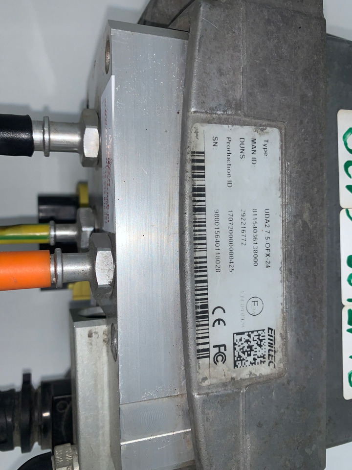 POMPA AD BLUE ADBLUE MAN TGS TGX euro 6 e6 e 6 - AdBlue tank for Truck: picture 3 POMPA AD BLUE ADBLUE MAN TGS TGX euro 6 e6 e 6 - AdBlue tank for Truck: picture 3