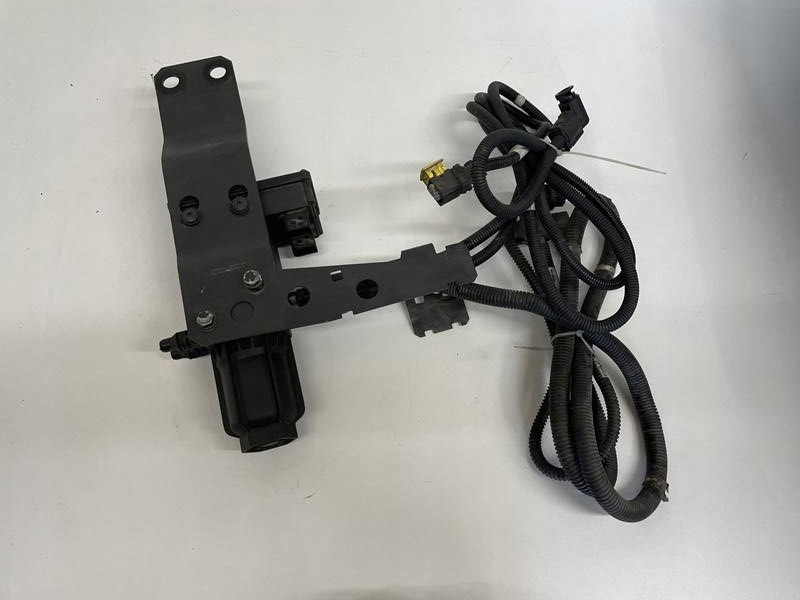 POMPA ADBLUE MERCEDES ACTROS MP4 MP 4 A0001402378 - AdBlue tank for Truck: picture 5 POMPA ADBLUE MERCEDES ACTROS MP4 MP 4 A0001402378 - AdBlue tank for Truck: picture 5