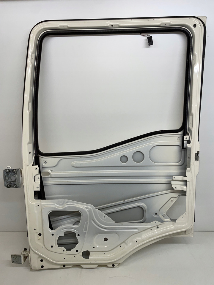 PRAWE DRZWI MAN TGS3 TGS 3 TGS-3 TGL TGM - Door and parts for Truck: picture 4 PRAWE DRZWI MAN TGS3 TGS 3 TGS-3 TGL TGM - Door and parts for Truck: picture 4