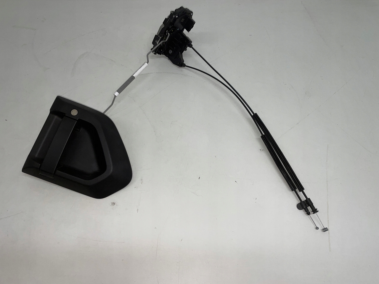 PRAWY CENTRALNY ZAMEK , KLAMKA LINKA MAN TGS TGX TGL TGM 3 TG3 - Door and parts for Truck: picture 1 PRAWY CENTRALNY ZAMEK , KLAMKA LINKA MAN TGS TGX TGL TGM 3 TG3 - Door and parts for Truck: picture 1