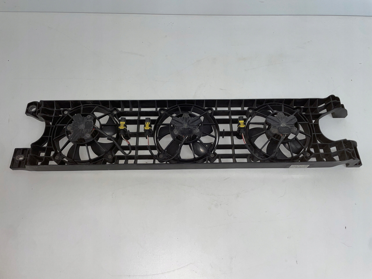 WENTYLATOR CHŁODNICY KLIMATYZACJI MAN TGX TGS 3 TG3 81619306103 - Heating/ Ventilation for Truck: picture 1 WENTYLATOR CHŁODNICY KLIMATYZACJI MAN TGX TGS 3 TG3 81619306103 - Heating/ Ventilation for Truck: picture 1