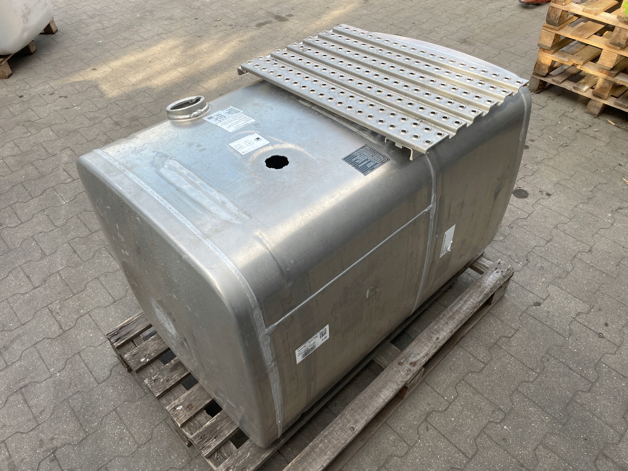 ZBIORNIK PALIWA MAN TGA TGX TGS 460 L 81122016831 - Fuel tank for Truck: picture 5 ZBIORNIK PALIWA MAN TGA TGX TGS 460 L 81122016831 - Fuel tank for Truck: picture 5