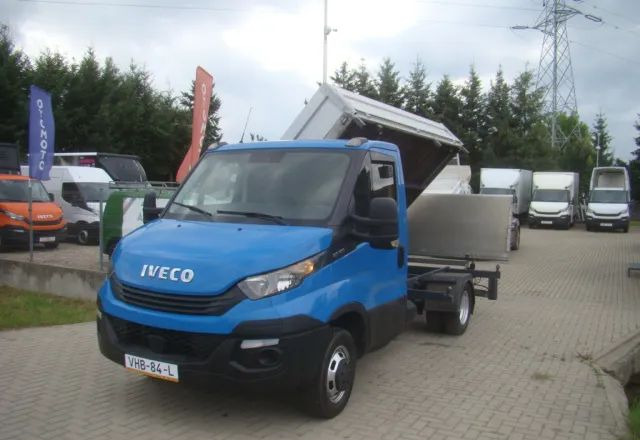 Iveco DAILY 50 C 17 3.0TDI WYWROTKA WINDA MECHANICZNA PRZYSTAWKA DO HYDRAULIKI - Tipper van: picture 1 Iveco DAILY 50 C 17 3.0TDI WYWROTKA WINDA MECHANICZNA PRZYSTAWKA DO HYDRAULIKI - Tipper van: picture 1