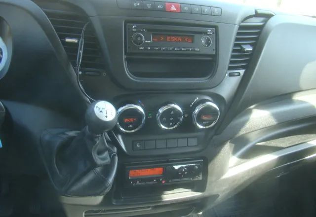 Box van Iveco DAILY 70 C 18 3.0TDI 5.45M WINDA 1000KG: picture 18 Box van Iveco DAILY 70 C 18 3.0TDI 5.45M WINDA 1000KG: picture 18