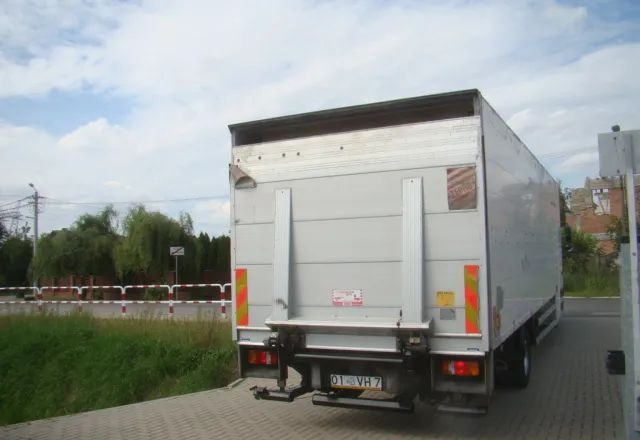 Box truck MAN TGL 12-220 8.10M KLIMA WINDA 2000KG: picture 7 Box truck MAN TGL 12-220 8.10M KLIMA WINDA 2000KG: picture 7