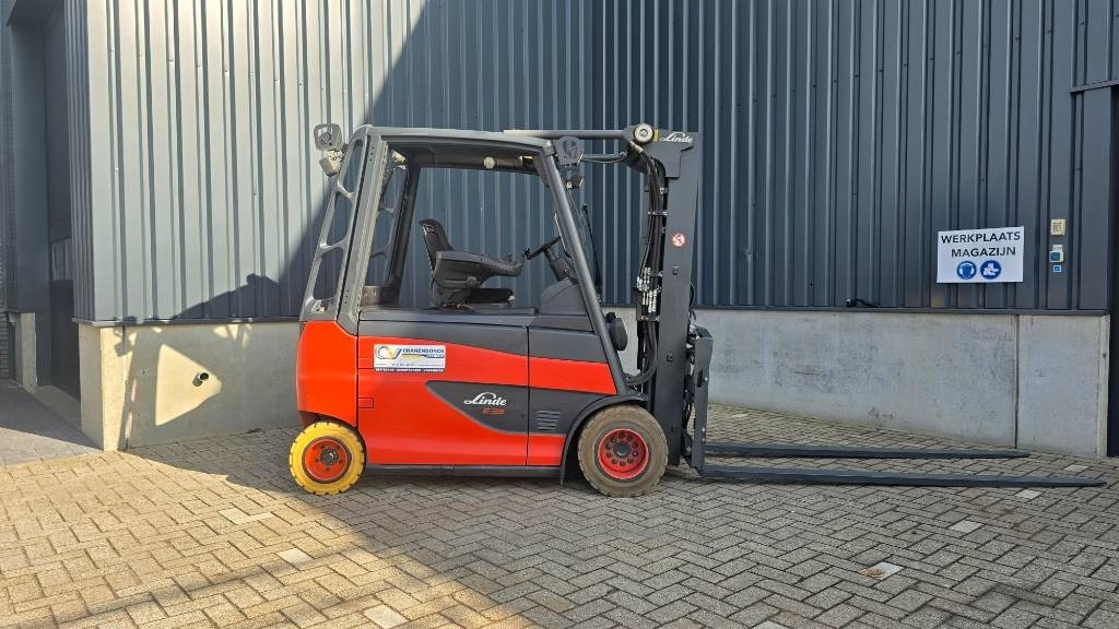 Linde E35 - Electric forklift: picture 3 Linde E35 - Electric forklift: picture 3