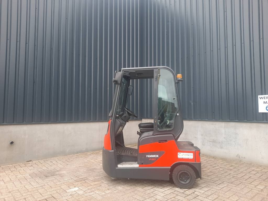 Linde P 60  - Tow tractor: picture 1 Linde P 60  - Tow tractor: picture 1