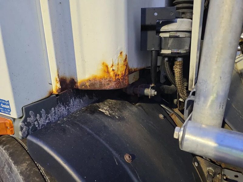 DAF CF 75.310 - Tank truck: picture 3 DAF CF 75.310 - Tank truck: picture 3