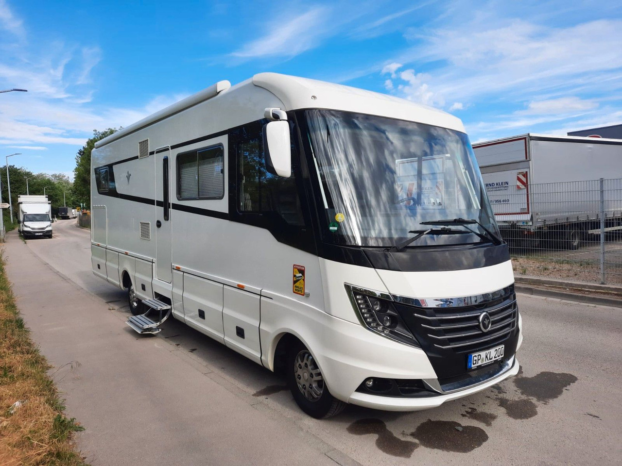 Niesmann + Bischoff Flair 920 LE, Goldschmitt, Mwst. ausweisbar,.. - Integrated motorhome: picture 1 Niesmann + Bischoff Flair 920 LE, Goldschmitt, Mwst. ausweisbar,.. - Integrated motorhome: picture 1