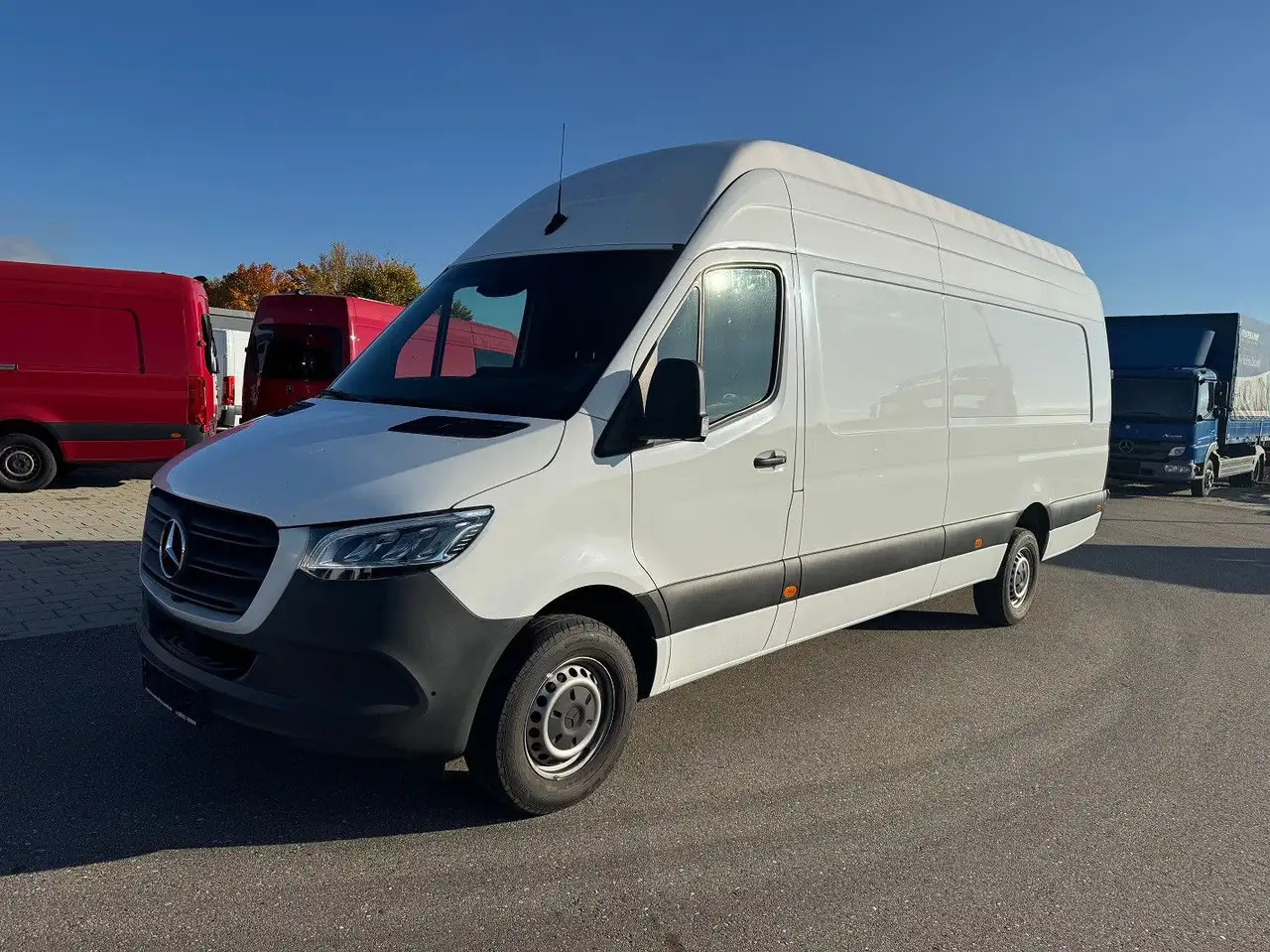 Mercedes-Benz Sprinter 319 CDI Maxi Lang Extralang XXL LED - Panel van: picture 1 Mercedes-Benz Sprinter 319 CDI Maxi Lang Extralang XXL LED - Panel van: picture 1