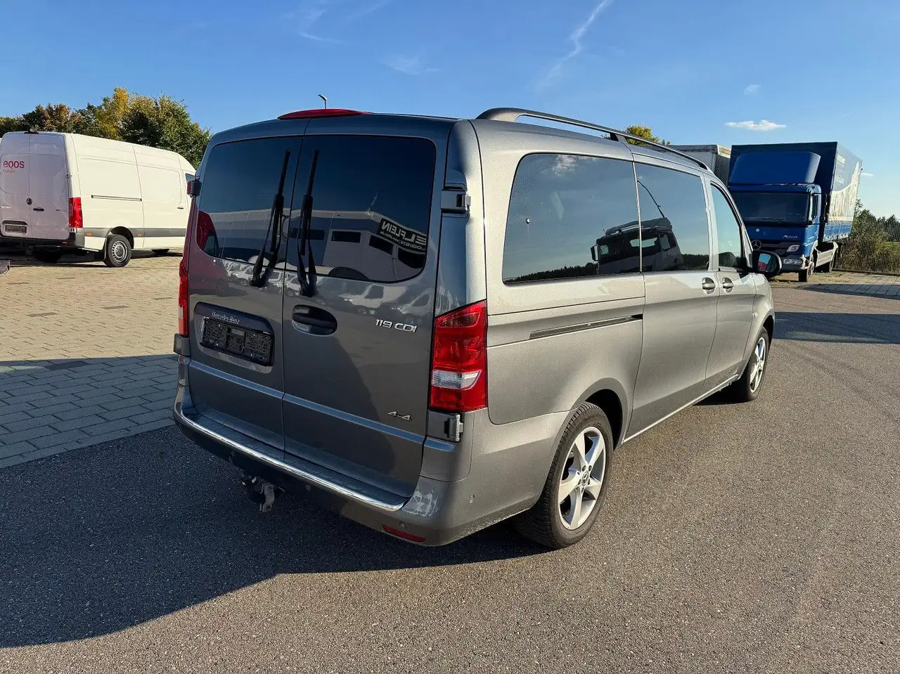 Car Mercedes-Benz Vito Tourer 119 CDI Edition 4x4 Lang: picture 6