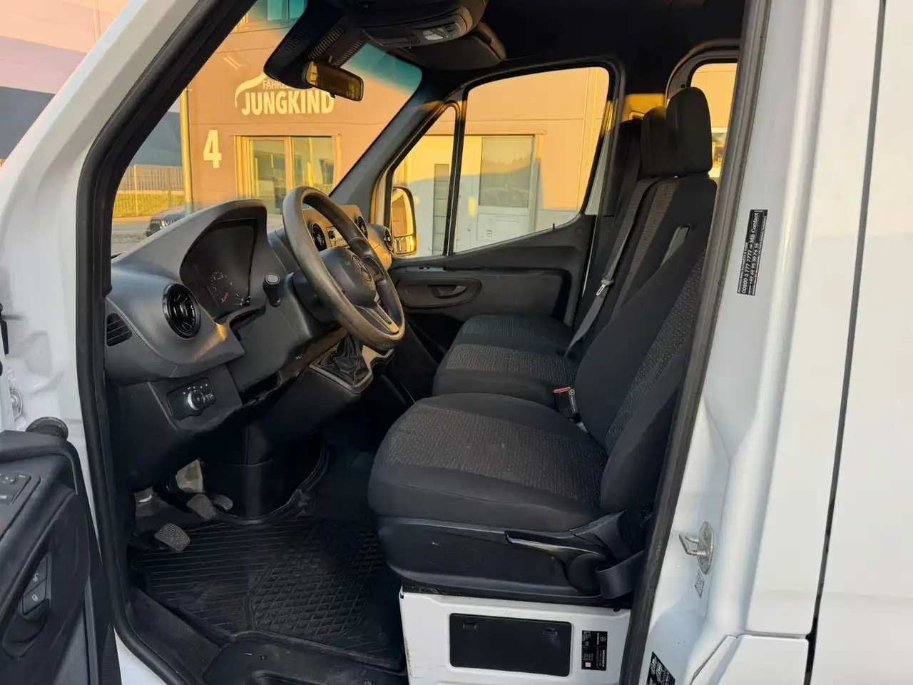 Mercedes-Benz Sprinter 317 CDI Lang DoKa Pritsche AHK 3,5t - Other machinery: picture 3 Mercedes-Benz Sprinter 317 CDI Lang DoKa Pritsche AHK 3,5t - Other machinery: picture 3
