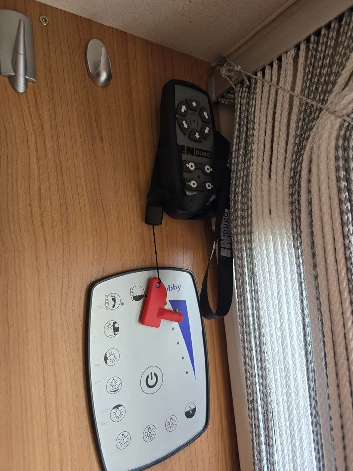 Caravan Wohnwagen Hobby De Luxe 460 LU: picture 14