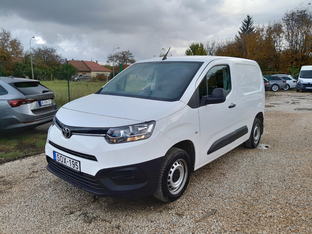 TOYOTA 1.5 City Active 3 Business - Small van: picture 2 TOYOTA 1.5 City Active 3 Business - Small van: picture 2