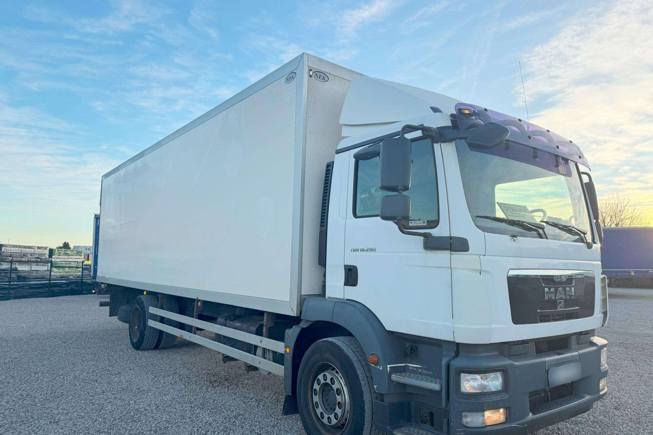 MAN TGM 18.290 4X2 BL - Refrigerator truck: picture 1 MAN TGM 18.290 4X2 BL - Refrigerator truck: picture 1