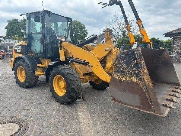 CAT 908 - Wheel loader: picture 2 CAT 908 - Wheel loader: picture 2