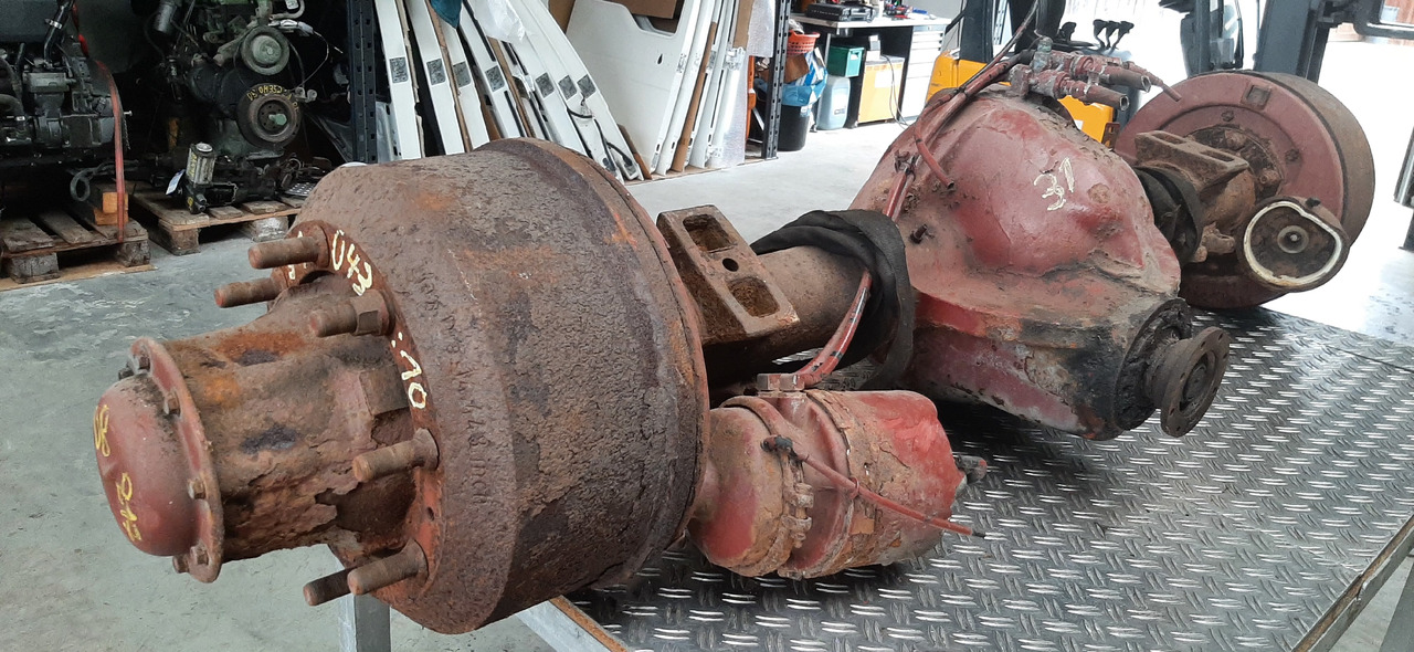 Gebrauchte DB 8.17, Hinterachse, Artikel - Nr. : 81.99999 - 9999 - Rear axle for Truck: picture 2 Gebrauchte DB 8.17, Hinterachse, Artikel - Nr. : 81.99999 - 9999 - Rear axle for Truck: picture 2