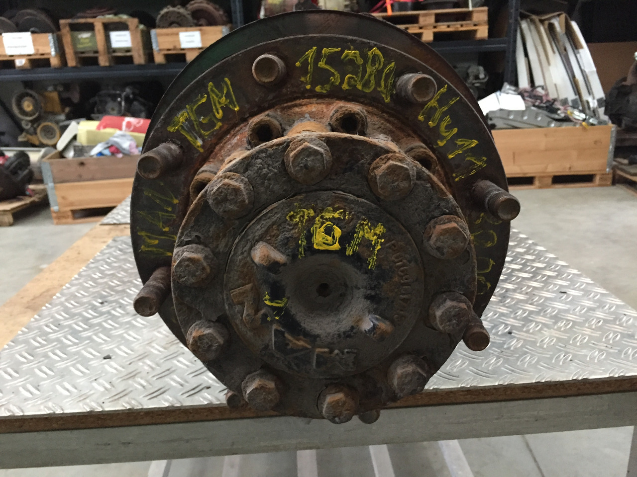 Gebrauchte Hinterachse MAN TGM 15.280, Typ : HY 11 3000, Artikel - Nr. : 81.35010 - 6169 - Rear axle for Truck: picture 4 Gebrauchte Hinterachse MAN TGM 15.280, Typ : HY 11 3000, Artikel - Nr. : 81.35010 - 6169 - Rear axle for Truck: picture 4