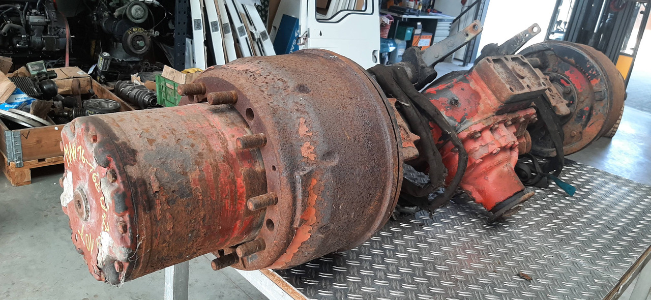 Gebrauchte MAN 16.168, Planetenachse, Artikel - Nr. : 81.99999 - 9999 - Rear axle for Truck: picture 5 Gebrauchte MAN 16.168, Planetenachse, Artikel - Nr. : 81.99999 - 9999 - Rear axle for Truck: picture 5
