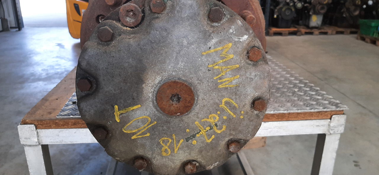 Gebrauchte MAN, Planetenachse, Artikel - Nr. : 81.99999 - 9999 - Rear axle for Truck: picture 4 Gebrauchte MAN, Planetenachse, Artikel - Nr. : 81.99999 - 9999 - Rear axle for Truck: picture 4