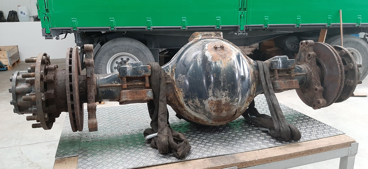 Rear axle for Truck Gebrauchte MAN TGA 18.360 Hypoidachse, 13 Tonnen, Artikel - Nr. : 81.35010 - 6132: picture 9 Rear axle for Truck Gebrauchte MAN TGA 18.360 Hypoidachse, 13 Tonnen, Artikel - Nr. : 81.35010 - 6132: picture 9