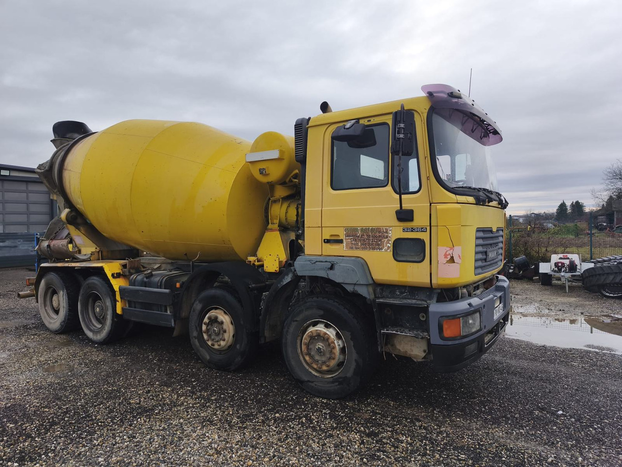 MAN 32364, 1999 god. - Concrete mixer truck: picture 1 MAN 32364, 1999 god. - Concrete mixer truck: picture 1