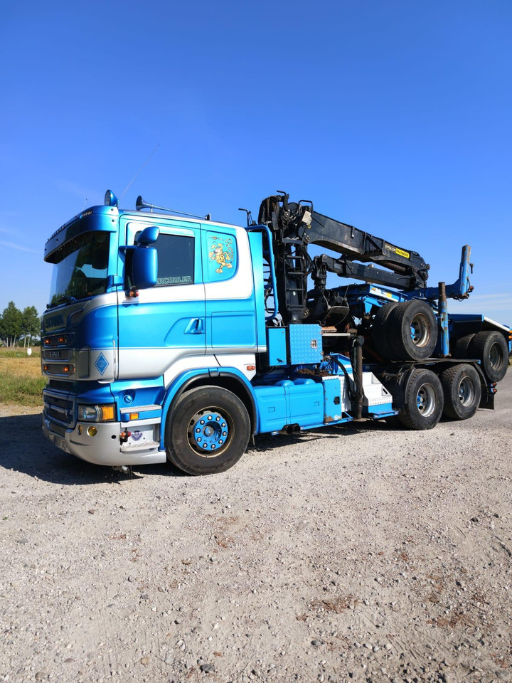 SCANIA R620 V8 - Timber truck, Crane truck: picture 2 SCANIA R620 V8 - Timber truck, Crane truck: picture 2