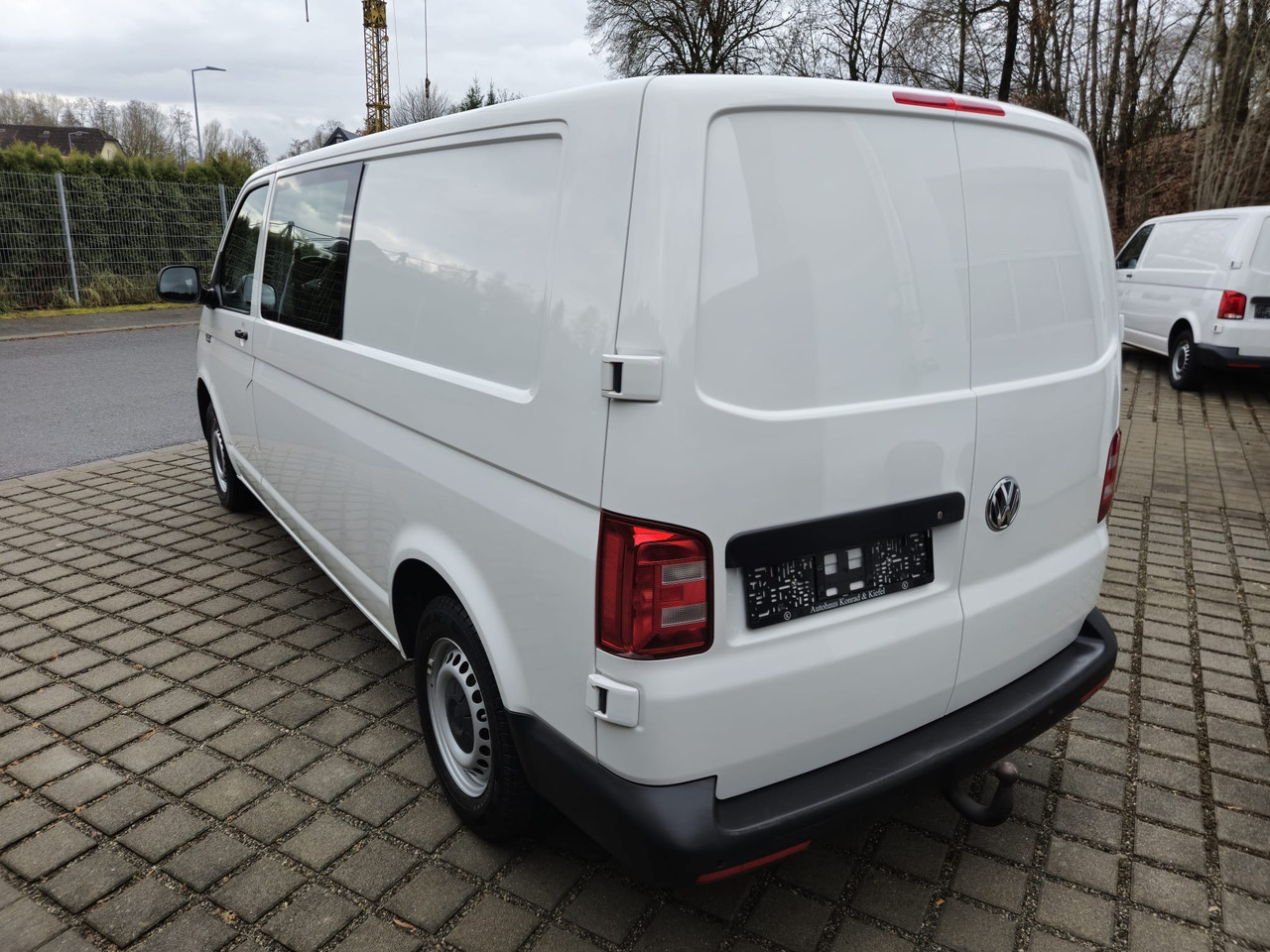 VOLKSWAGEN T6 Transporter Mixto LR 6-Sitzer/Standheiz./PDC - Panel van: picture 5 VOLKSWAGEN T6 Transporter Mixto LR 6-Sitzer/Standheiz./PDC - Panel van: picture 5
