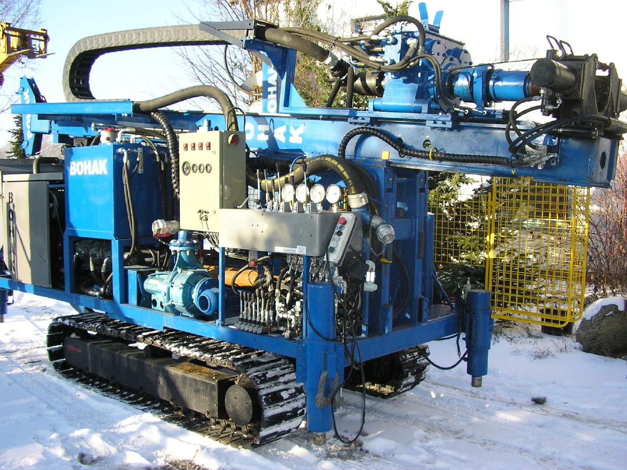 Bohak KL150 Automatik drilling rig with Manipulator -automatic - Drilling rig: picture 1 Bohak KL150 Automatik drilling rig with Manipulator -automatic - Drilling rig: picture 1