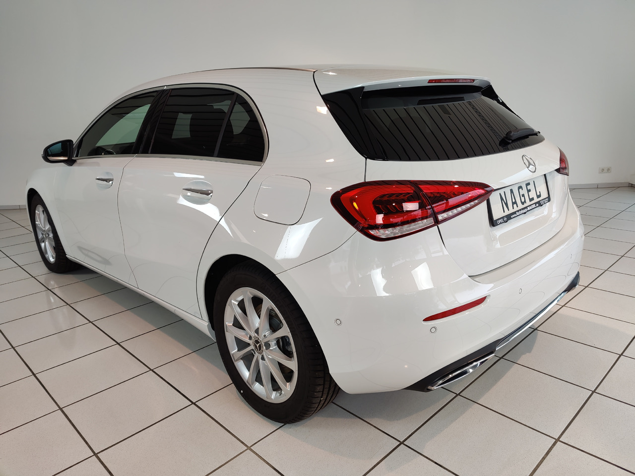 Mercedes-Benz A 220 7G-DCT Progressive Navi LED DAB Sondsystem - Station wagon: picture 5 Mercedes-Benz A 220 7G-DCT Progressive Navi LED DAB Sondsystem - Station wagon: picture 5