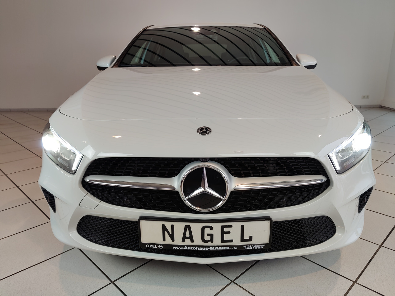 Mercedes-Benz A 220 7G-DCT Progressive Navi LED DAB Sondsystem - Station wagon: picture 3 Mercedes-Benz A 220 7G-DCT Progressive Navi LED DAB Sondsystem - Station wagon: picture 3