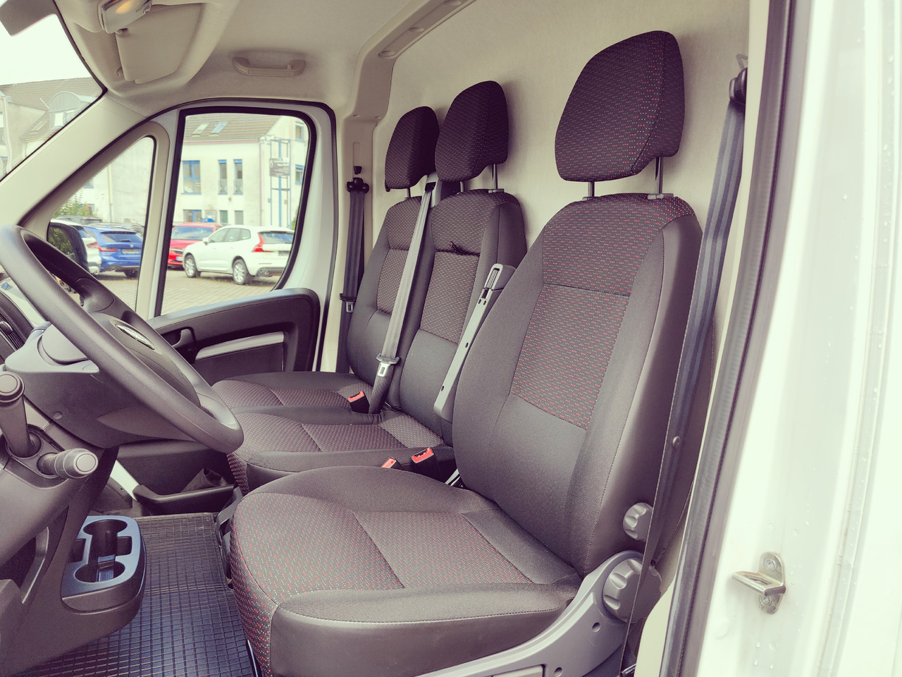 Panel van Opel Movano C Kasten (U9/Y)(2021->) HKa L2H2 3,5t DAB Klima RüKam Apple Android: picture 9 Panel van Opel Movano C Kasten (U9/Y)(2021->) HKa L2H2 3,5t DAB Klima RüKam Apple Android: picture 9