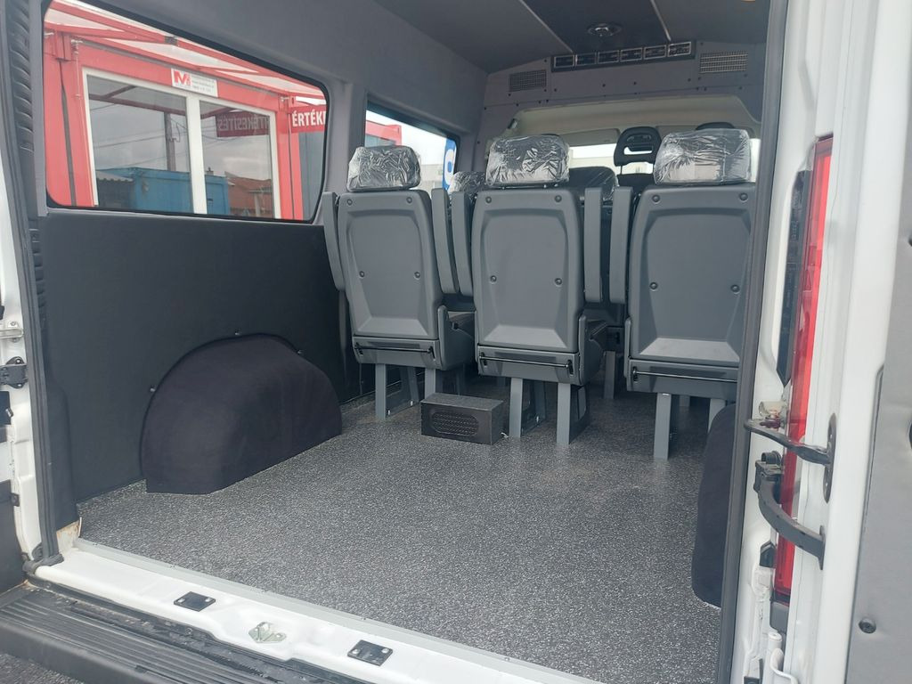 Leasing of Citroën Jumper 9 Sitzer L2H2 11,5m3  S&S 140Ps SOFORT Citroën Jumper 9 Sitzer L2H2 11,5m3  S&S 140Ps SOFORT Citroën Jumper 9 Sitzer L2H2 11,5m3  S&S 140Ps SOFORT Citroën Jumper 9 Sitzer L2H2 11,5m3  S&S 140Ps SOFORT: picture 7