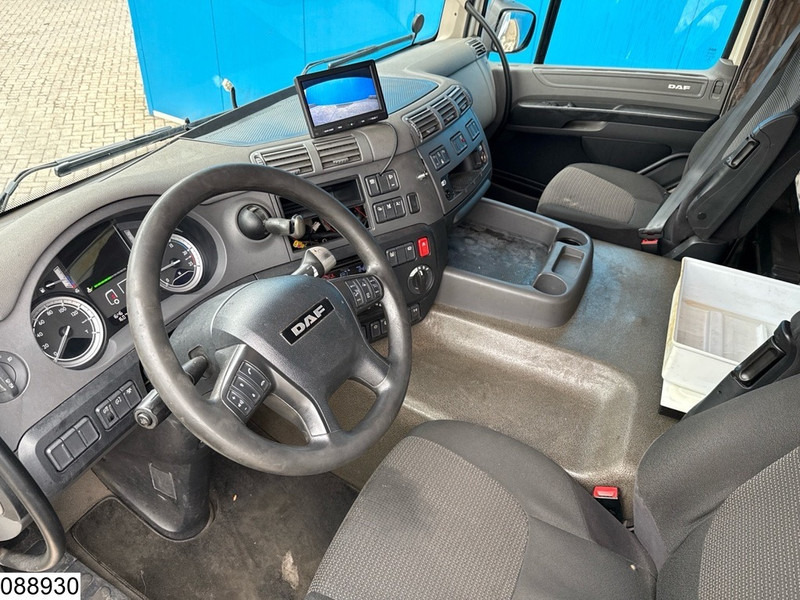 DAF CF 440 6x2, EURO 6, Carrier, Dhollandia - Refrigerator truck: picture 5 DAF CF 440 6x2, EURO 6, Carrier, Dhollandia - Refrigerator truck: picture 5