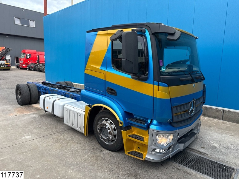 Mercedes-Benz Actros 1843 EURO 6, Hydrauliek - Cab chassis truck: picture 2 Mercedes-Benz Actros 1843 EURO 6, Hydrauliek - Cab chassis truck: picture 2