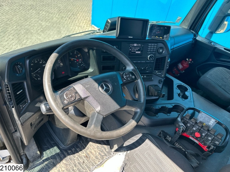 Mercedes-Benz Arocs 1833 EURO 6, Kipper, Palfinger - Tipper, Crane truck: picture 5 Mercedes-Benz Arocs 1833 EURO 6, Kipper, Palfinger - Tipper, Crane truck: picture 5