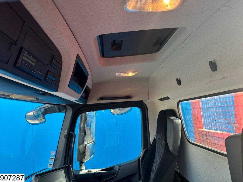 Dropside/ Flatbed truck, Crane truck Mercedes-Benz Arocs 3240 8X4, EURO 6, Steel suspension, Palfinger: picture 8 Dropside/ Flatbed truck, Crane truck Mercedes-Benz Arocs 3240 8X4, EURO 6, Steel suspension, Palfinger: picture 8